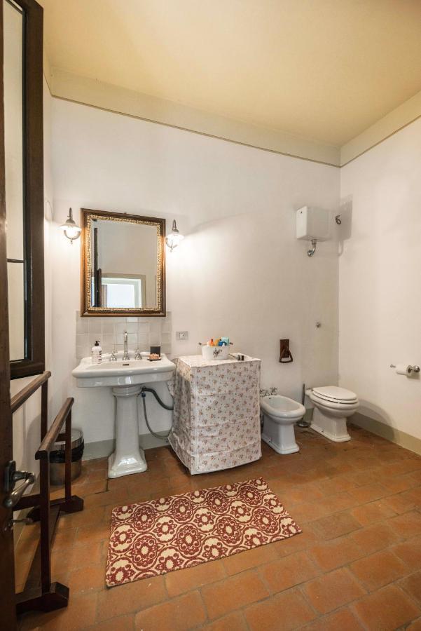 Casa Del Priore Usigliano Екстериор снимка