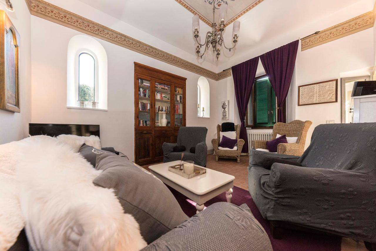 Casa Del Priore Usigliano Екстериор снимка