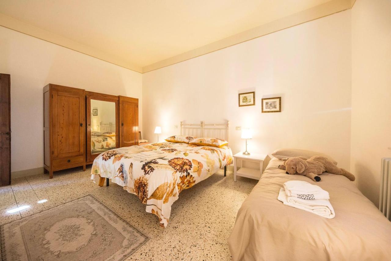 Casa Del Priore Usigliano Екстериор снимка